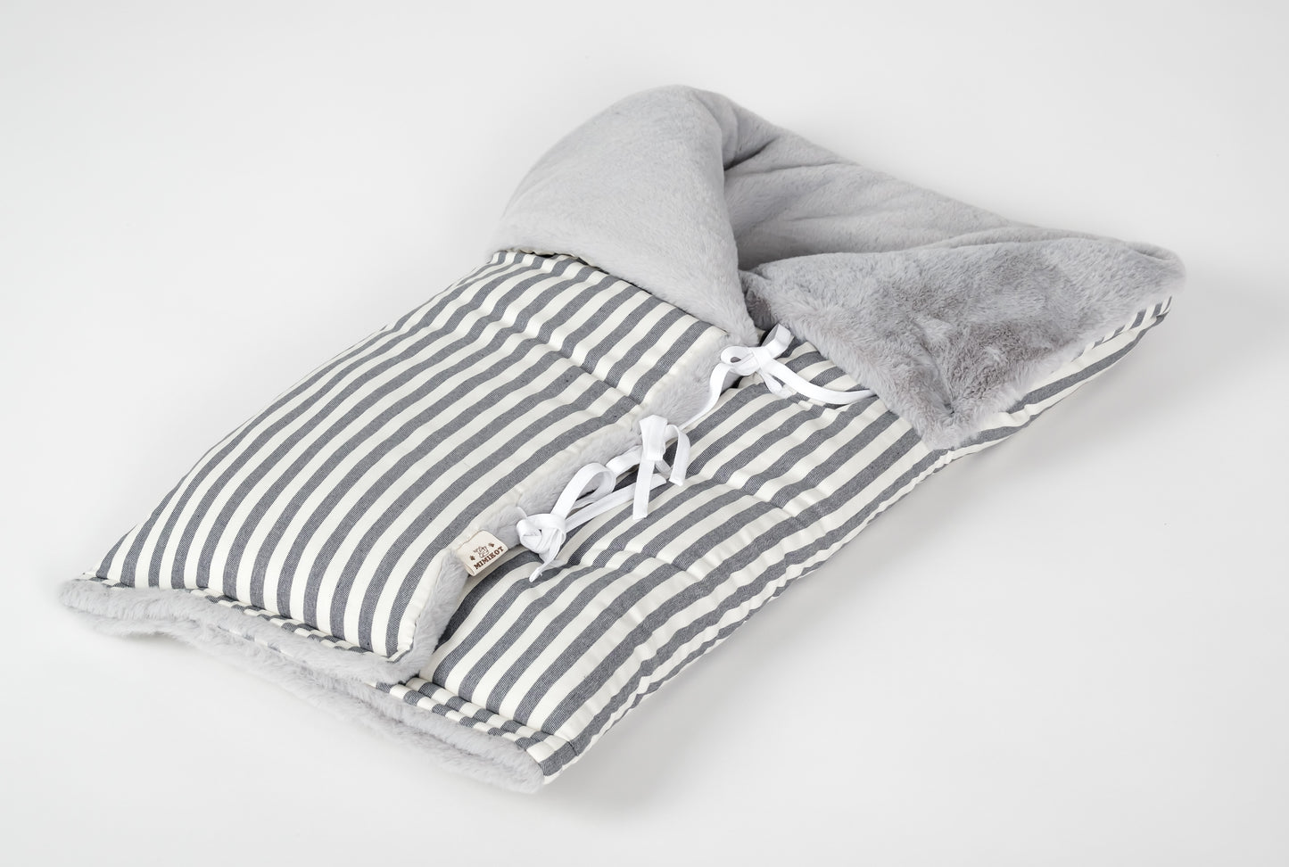 Saco capazo rayas gris con pelo gris
